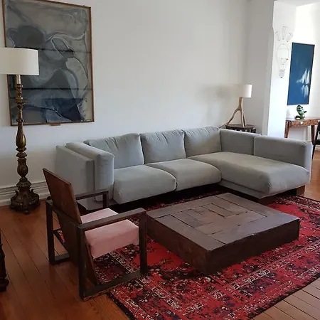 New! Renovated 7 Bedrooms In Avenida! Лісабон